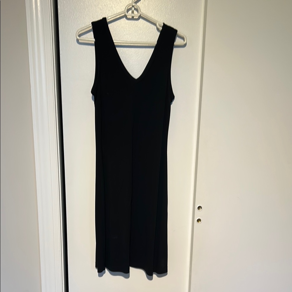 Elegant Black Sleeveless Dress